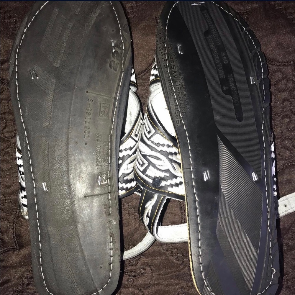 Huaraches - Picture 5 of 6